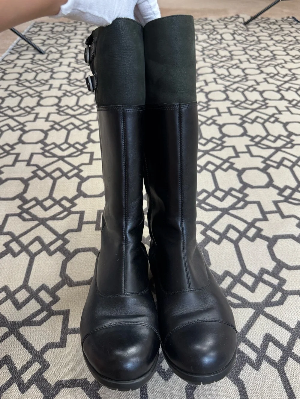 UGG Barolo Black Leather Shearling Lined Knee High Boots Women’s US 8 EU 39